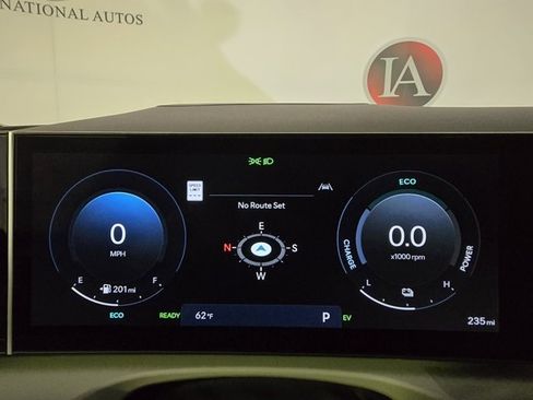 New 2025 Hyundai Tucson Limited image 24