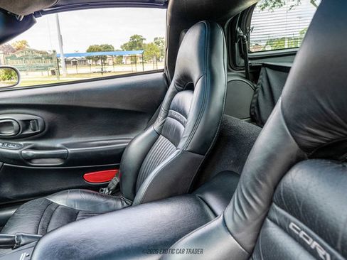 Used 2004 Chevrolet Corvette Coupe w/ Roof Package RWD image 50