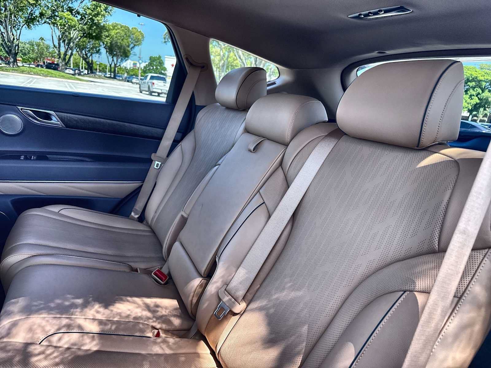 Used 2024 Genesis GV80 2.5T w/ Advanced Package AWD/4WD image 22