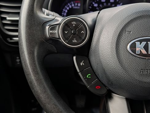 Used 2016 Kia Soul image 24