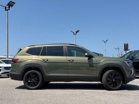 New 2026 Volkswagen Atlas SE FWD image 22