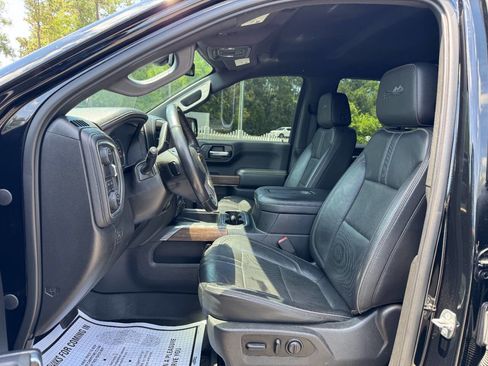 Used 2020 Chevrolet Silverado 1500 High Country w/ Safety Package II RWD image 10