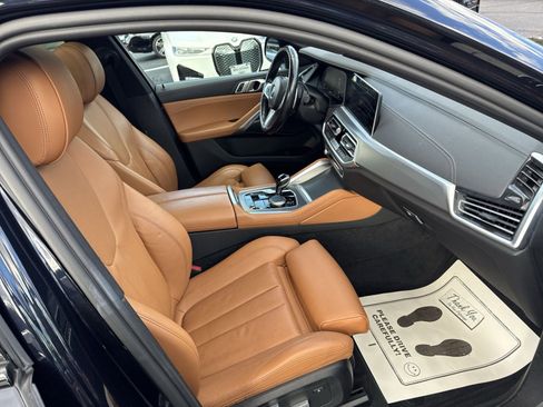 Used 2022 BMW X6 xDrive40i w/ M Sport Package image 33