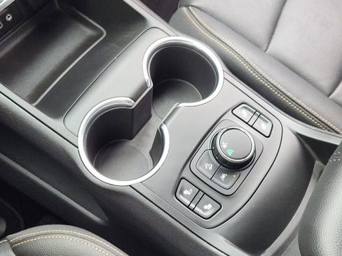 Used 2021 GMC Terrain SLT w/ Infotainment Package II FWD image 20