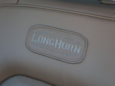 Used 2019 RAM 1500 Limited w/ Body Color Bumper Group RWD image 31