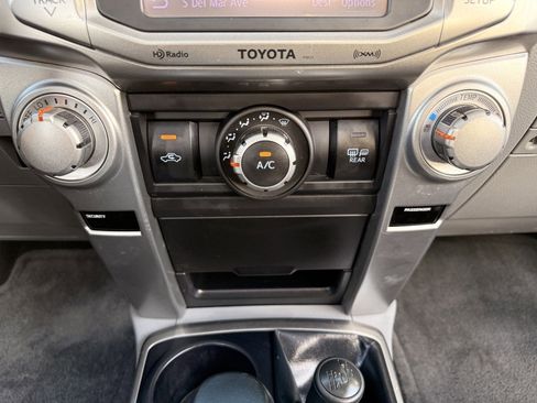 Used 2012 Toyota 4Runner SR5 w/ Convenience Pkg image 29