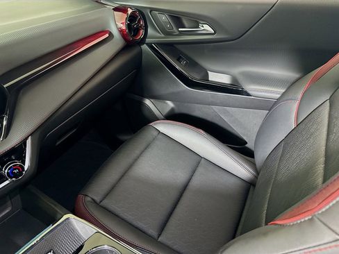 Certified 2025 Chevrolet Equinox RS w/ Safety and Technology Package image 21