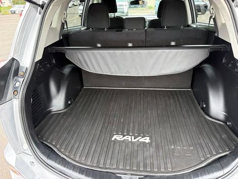 Used 2017 Toyota RAV4 LE w/ All Weather Liner Package AWD/4WD image 29