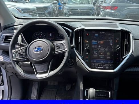 Used 2023 Subaru Ascent Premium w/ Convenience Package AWD/4WD image 6