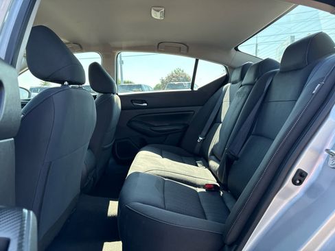 Used 2022 Nissan Altima 2.5 SV FWD image 22