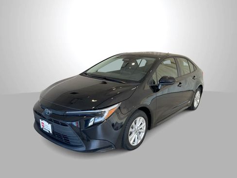 Used 2023 Toyota Corolla LE w/ LE Premium Package AWD/4WD image 1