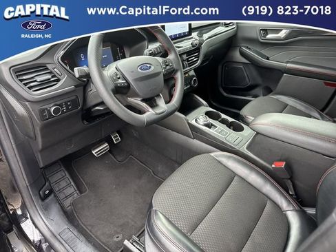 Used 2024 Ford Escape ST-Line image 18