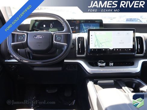 Certified 2025 Ford Expedition Max Platinum image 20