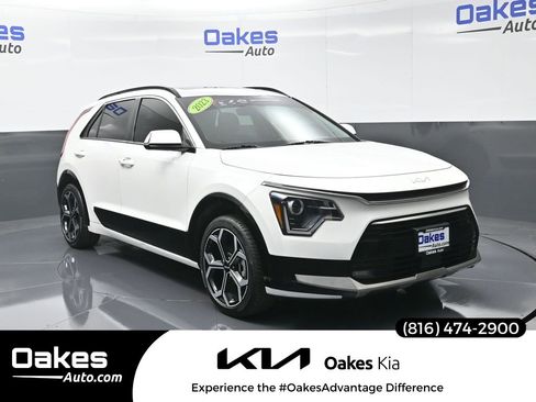 Certified 2023 Kia Niro EX Touring image 1