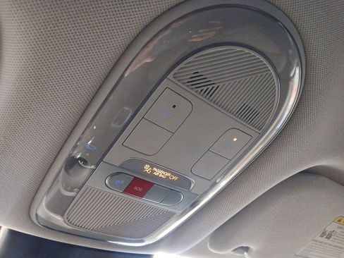 Used 2024 Hyundai Ioniq 5 SEL image 19