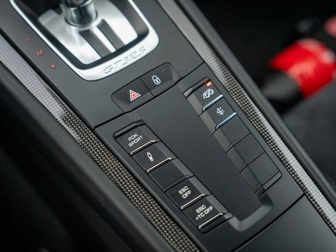 Used 2019 Porsche 911 GT3 RS image 21