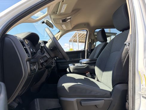 Used 2019 RAM 2500 Tradesman AWD/4WD image 10