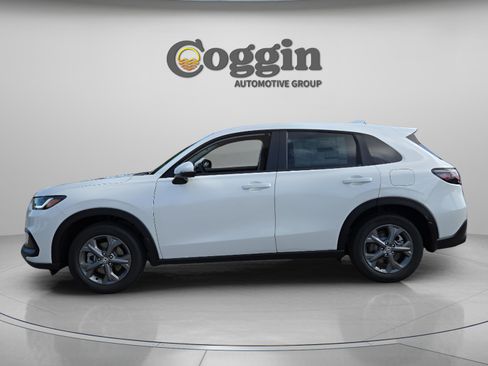 New 2026 Honda HR-V LX image 2
