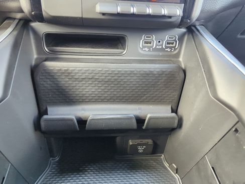 Used 2023 RAM 1500 Big Horn AWD/4WD image 28