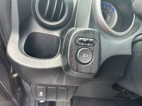 Used 2011 Honda Fit Sport image 16