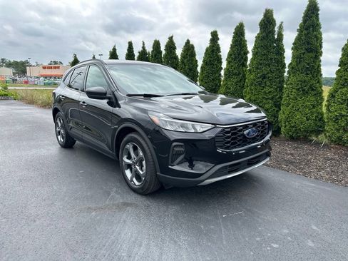 Used 2025 Ford Escape ST-Line FWD image 2