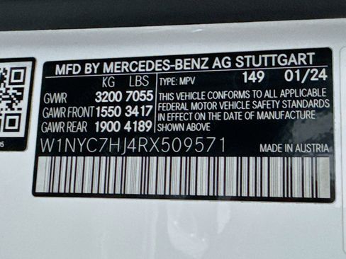 Certified 2024 Mercedes-Benz G 63 AMG 4MATIC w/ Manufactur Interior Package image 26