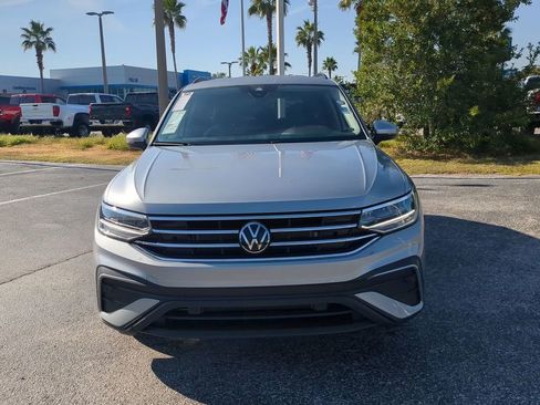 Used 2024 Volkswagen Tiguan S image 9