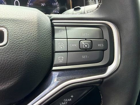 Used 2022 Jeep Wagoneer Series I w/ Convenience Group I AWD/4WD image 40