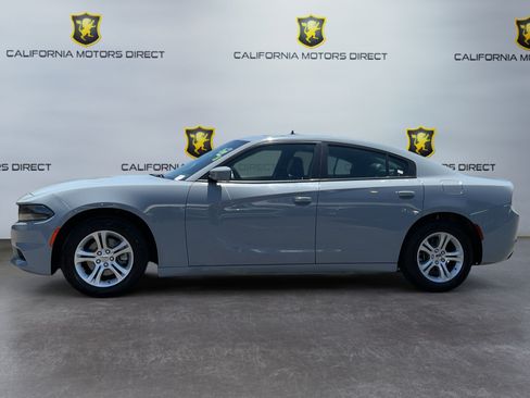 Used 2022 Dodge Charger SXT w/ Leather Interior Group RWD image 8