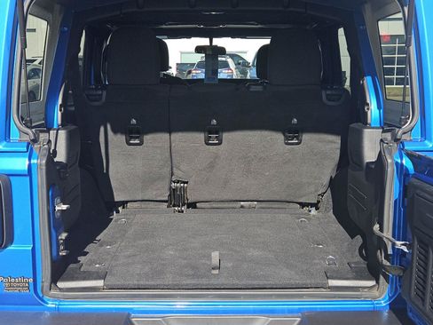 Used 2023 Jeep Wrangler Unlimited Sport AWD/4WD image 8