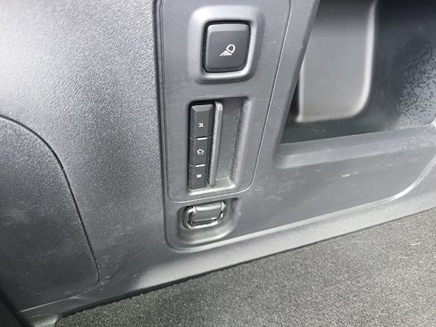 Used 2025 Lincoln Navigator L Reserve w/ Jet Appearance Package AWD/4WD image 10