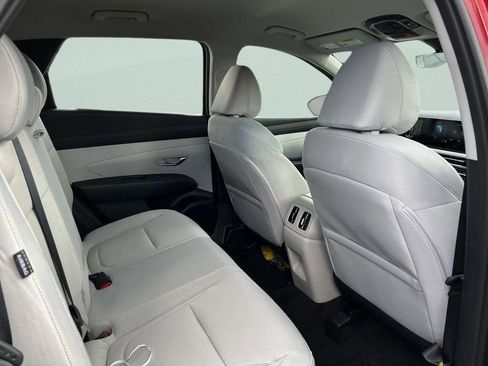New 2026 Hyundai Tucson Blue SE image 18