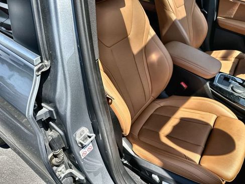 Used 2023 BMW X3 xDrive30i w/ Premium Package w/ZPA AWD/4WD image 27