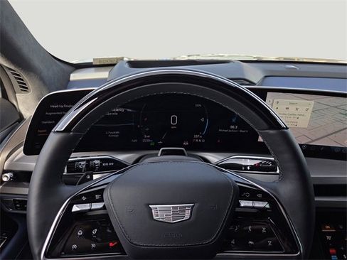 New 2026 Cadillac Vistiq Premium Luxury w/ LPO, Floor Liner Package image 10