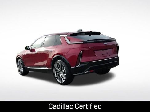 Certified 2024 Cadillac Lyriq Luxury w/ LPO, Floor Liner Package image 4