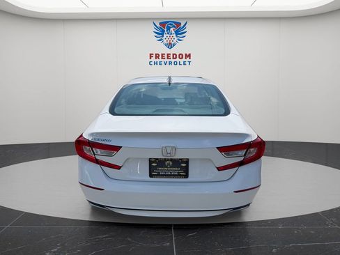 Used 2020 Honda Accord LX image 5