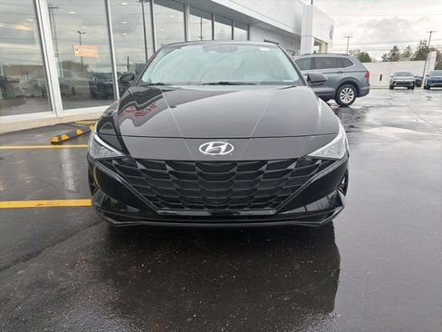 Used 2022 Hyundai Elantra SEL FWD image 10