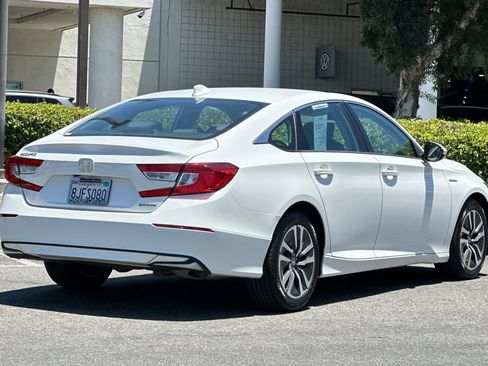 Used 2019 Honda Accord Hybrid image 8