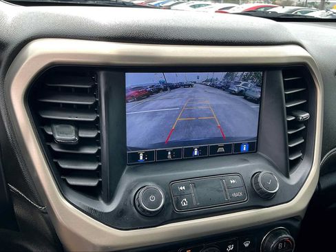 Used 2022 GMC Acadia Denali w/ Denali Technology Package FWD image 27