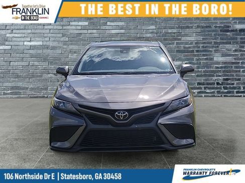Used 2024 Toyota Camry SE w/ Convenience Package FWD image 8