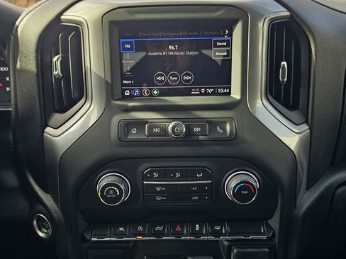 Used 2022 Chevrolet Silverado 1500 Custom w/ Rally Edition image 16