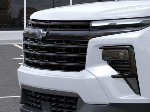New 2026 Chevrolet Traverse LT w/ Midnight/Sport Edition FWD image 13