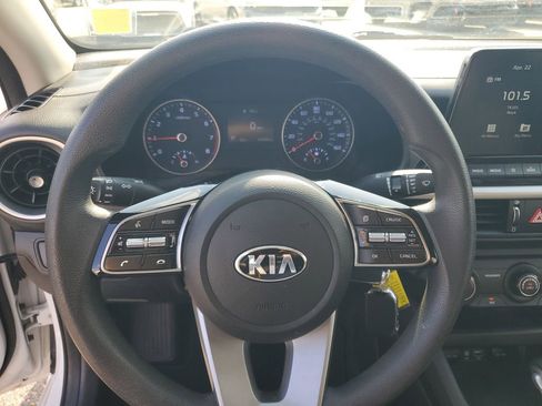 Used 2021 Kia Forte LXS FWD image 10