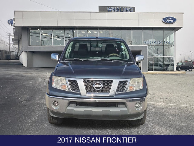 Used 2017 Nissan Frontier SL w/ Moonroof Package RWD image 2