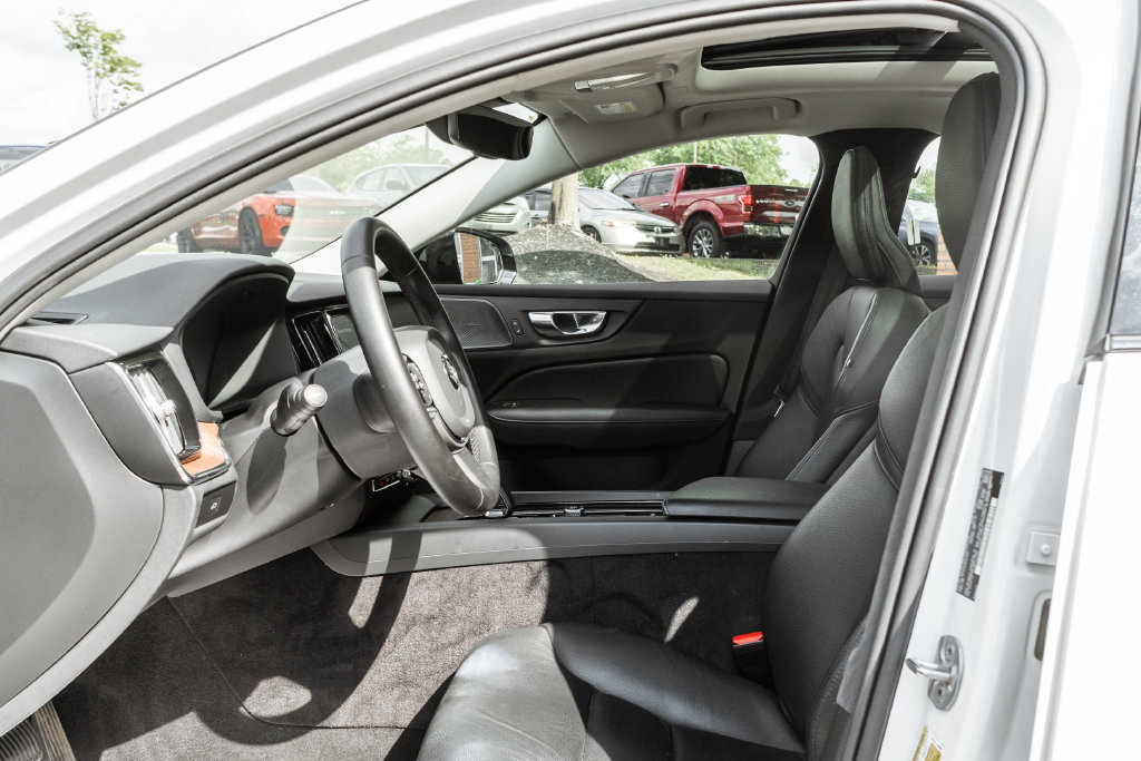 Used 2023 Volvo S60 B5 Plus w/ Climate Package AWD/4WD image 23