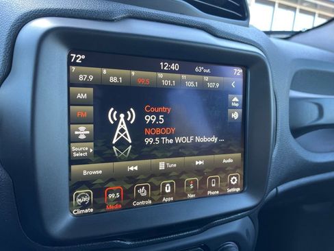 Used 2022 Jeep Renegade Altitude w/ Convenience Group image 19