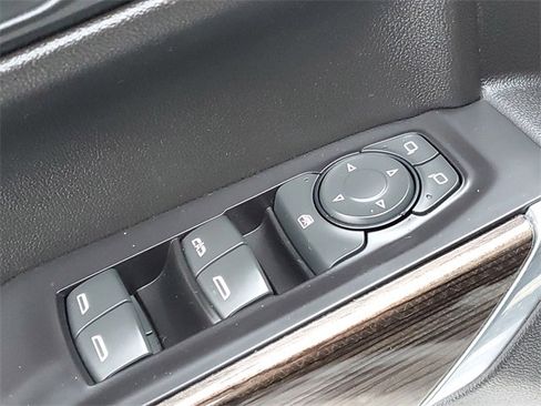 Used 2019 Chevrolet Silverado 1500 LT Trail Boss image 26