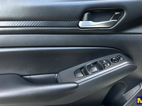 Used 2021 Nissan Altima 2.5 S image 11