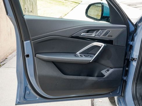 Used 2026 BMW X1 xDrive28i w/ Technology Package image 9