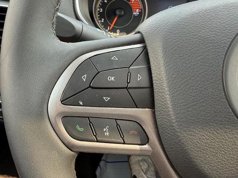 Used 2022 Jeep Cherokee Limited AWD/4WD image 20